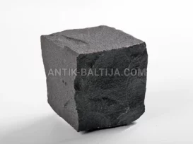 Skaldyti bazalto grindinio akmenys nuotrauka 15