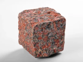 Skaldyti granito grindinio akmenys Rosso Santiago nuotrauka 9