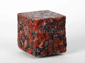Skaldyti ir pjauti granito grindinio akmenys Rosso Santiago nuotrauka 2
